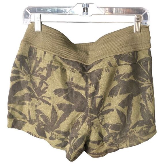 prAna Short Womens M Cozy Up Short Green Camo Lounge Athleisure NWT - Picture 2 of 7